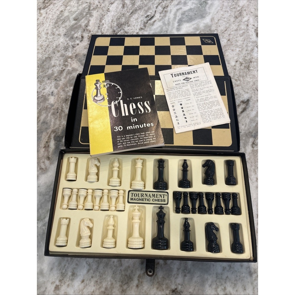 ES Lowe Tournament Magnetic Chess Set Antique 1970s Staunton Design Complete